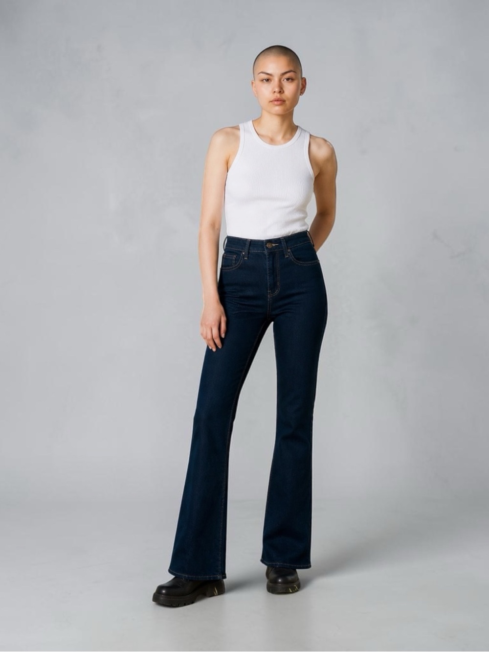Levi's 725 High Rise Jeans Dark Boot Cut Stretch Size 25.